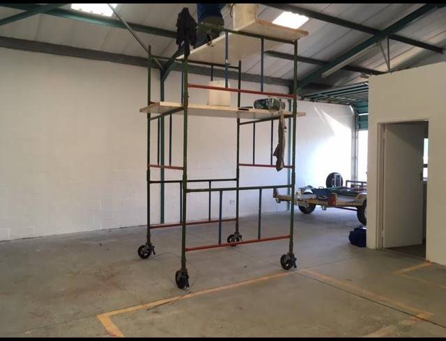 173M² FACTORY RENTED IN DIEP RIVER
